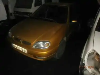 Véhicule à la ferraille CITROEN SAXO 1.5 Diesel de l'année 2001 alimenté VJX