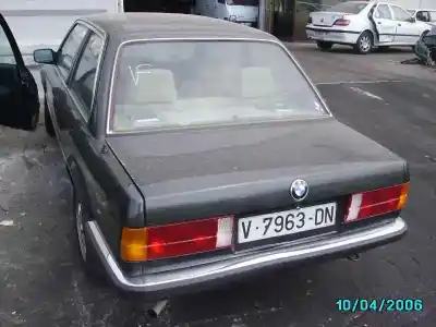 Veículo de Sucata bmw serie 3 berlina (e30) 320i do ano 1983 alimentado 