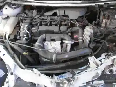 Véhicule à la ferraille ford focus berlina (cap) trend de l'année 2007 alimenté hhda