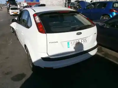 Véhicule à la ferraille ford focus berlina (cap) trend de l'année 2007 alimenté hhda
