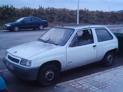 Veículo de Sucata OPEL CORSA A 1.0 do ano 1991 alimentado G-1.0S