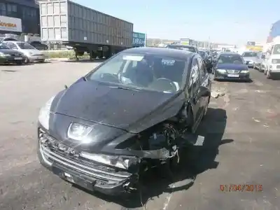 Vehicul casat PEUGEOT 308 Confort al anului 2009 alimentat 9H02