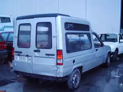 Здавання транспортного засобу renault rapid/express (f40) 1.6 d familiar (f404) року 1990 потужний 