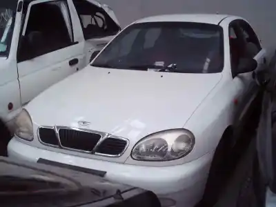 Veicolo di demolizione DAEWOO LANOS SX dell'anno 1997 alimentato A15SMS