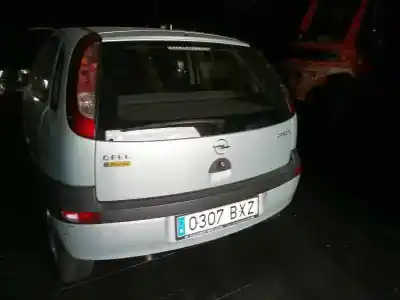Sloopvoertuig OPEL CORSA C Club van het jaar 2002 aangedreven Z10XE