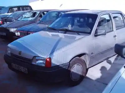 Verschrottungsfahrzeug OPEL KADETT E 1.6 des Jahres 1989 angetrieben 16SV