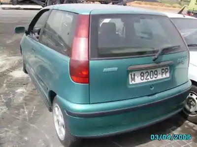 Vehicul casat fiat punto (176_) 75 1.2 al anului 1994 alimentat 176a8000