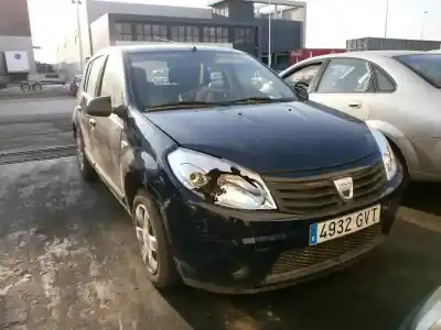 Veicolo di demolizione DACIA                                              SANDERO                                                                                                                                                                                                                                                    Ambiance                                                                                                                                                                                                                                                   dell'anno 2009 alimentato D4F732