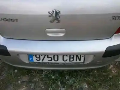 Veículo de Sucata peugeot 307 (s1) xt do ano 2002 alimentado rhy