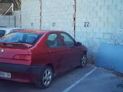 Sloopvoertuig alfa romeo 146 1.4 t.spark van het jaar 1998 aangedreven ar33503