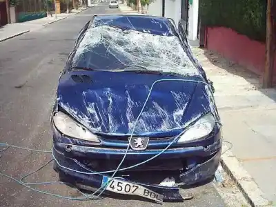 Veículo de Sucata peugeot 206 berlina 1.4 do ano 1999 alimentado kfx