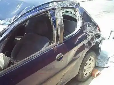 Veículo de Sucata peugeot 206 berlina 1.4 do ano 1999 alimentado kfx