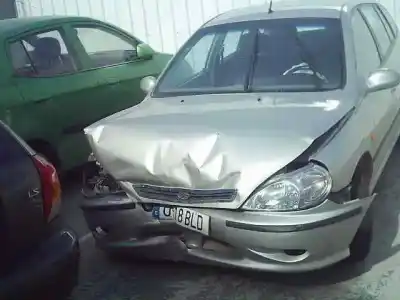 Verschrottungsfahrzeug kia rio ls berlina des jahres 2001 angetrieben a5d