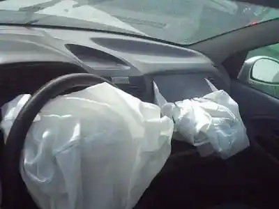 Verschrottungsfahrzeug kia rio ls berlina des jahres 2001 angetrieben a5d