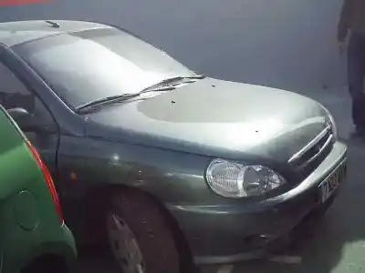 Verschrottungsfahrzeug kia rio ls berlina des jahres 2002 angetrieben a5d