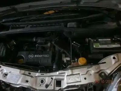 Veículo de Sucata opel meriva blue line do ano 2005 alimentado 