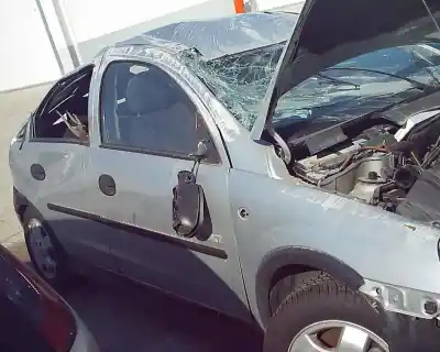 Veículo de Sucata opel corsa c comfort do ano 2001 alimentado y17dt