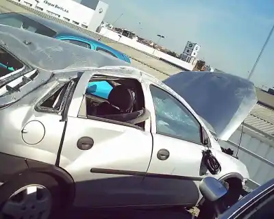 Veículo de Sucata opel corsa c comfort do ano 2001 alimentado y17dt