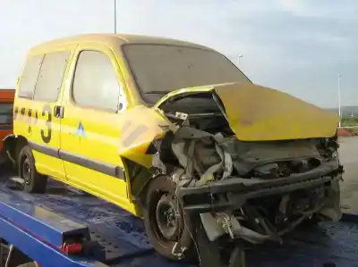 Scrapping Vehicle PEUGEOT PARTNER (S2) Combiespace of the year 2006 powered WJY