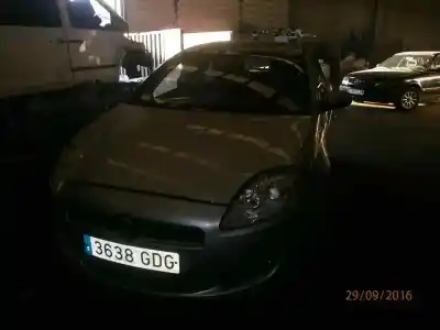 Veicolo di demolizione fiat bravo (198) 1.6 16v active multijet (77kw) dell'anno 2008 alimentato 198a3000
