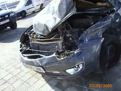 Veículo de Sucata ford mondeo berlina (ge) ambiente (06.2003->) (d) do ano 2005 alimentado fmba