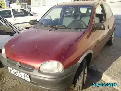 Veicolo di demolizione OPEL CORSA B 1.4 CAT (2H6) dell'anno 1993 alimentato C14NZ