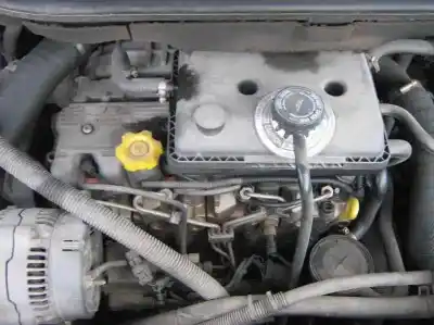 Sloopvoertuig chrysler voyager (gs) 2.5 td van het jaar 1997 aangedreven m00