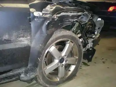 Veículo de Sucata ford focus berlina (cap) ghia do ano 2006 alimentado g8da