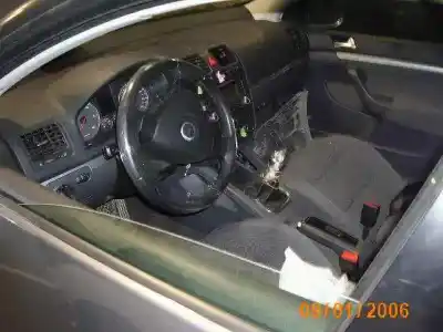 Verschrottungsfahrzeug volkswagen golf v berlina (1k1) highline des jahres 2004 angetrieben bkc