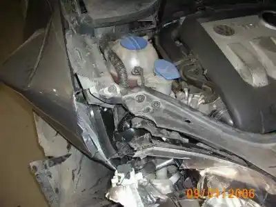 Verschrottungsfahrzeug volkswagen golf v berlina (1k1) highline des jahres 2004 angetrieben bkc