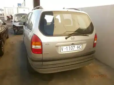 Veículo de Sucata opel zafira a comfort do ano 2000 alimentado x20dtl