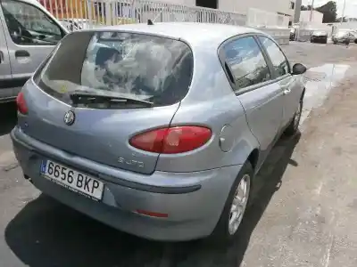 Vehicul casat alfa romeo 147 (190) 1.9 jtd distinctive al anului 2001 alimentat 937a2.000