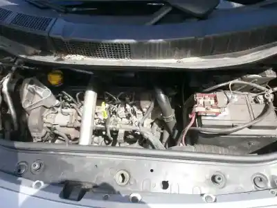 Veículo de Sucata renault scenic ii confort dynamique do ano 2004 alimentado 