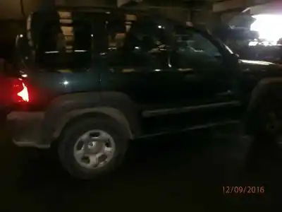 Veículo de Sucata chrysler jeep cherokee (kj) 2.4 cat do ano 2005 alimentado ed1