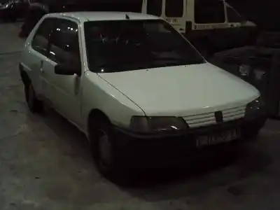 Veículo de Sucata PEUGEOT 106 (S1) Kid do ano 1992 alimentado K9B