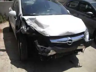 Veicolo di demolizione opel corsa d cosmo dell'anno 2008 alimentato z13dtj