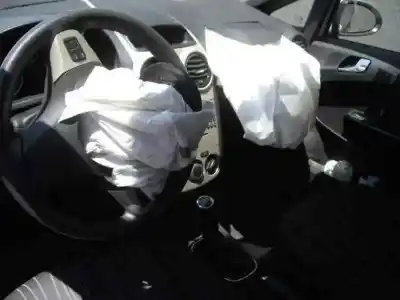 Veicolo di demolizione opel corsa d cosmo dell'anno 2008 alimentato z13dtj