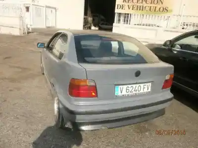 Veículo de Sucata bmw serie 3 compacto (e36) 318tds do ano 1997 alimentado 174t1
