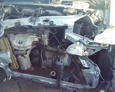 Véhicule à la ferraille citroen saxo 1.4 sx de l'année 2002 alimenté 