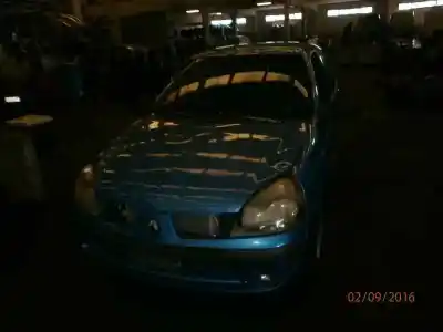 Veículo de Sucata RENAULT CLIO II (BB_, CB_) 1.5 dCi (B/CB3M) do ano 2002 alimentado 