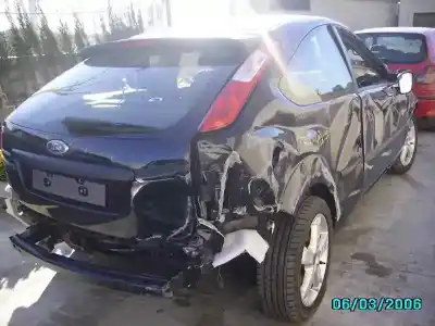 Véhicule à la ferraille ford focus berlina (cap) s de l'année 2005 alimenté g6da