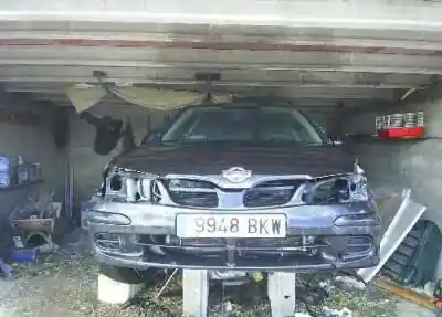 Veículo de Sucata nissan almera (n16/e) comfort do ano 2001 alimentado 0g15