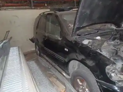 Здавання транспортного засобу MERCEDES-BENZ CLASE M (W163) ML 320 (163.154) року 1997 потужний M112.942
