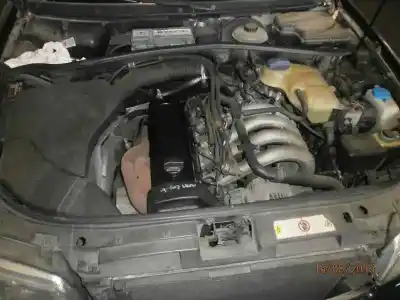 Veículo de Sucata audi a4 avant (b5) 1.6 do ano 2000 alimentado 
