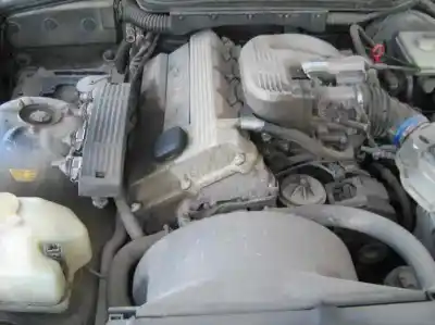 Veicolo di demolizione bmw serie 3 coupe (e36) 318is dell'anno 1992 alimentato 18-4s-1