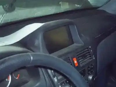 Veicolo di demolizione nissan almera (n16/e) line up dell'anno 2005 alimentato k9k