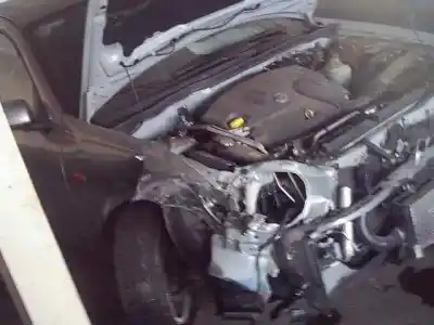 Veicolo di demolizione nissan almera (n16/e) line up dell'anno 2005 alimentato k9k