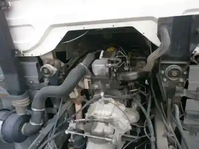 Veículo de Sucata nissan atleon 120.35 do ano 2003 alimentado bd30ti