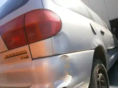 Veículo de Sucata seat alhambra (7v8) se do ano 1996 alimentado 