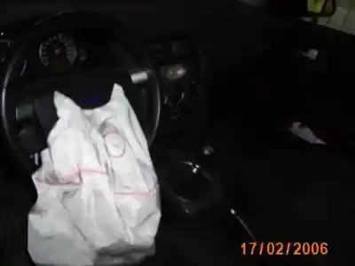 Vehicul casat ford mondeo berlina (ge) ghia al anului 2002 alimentat fm8a